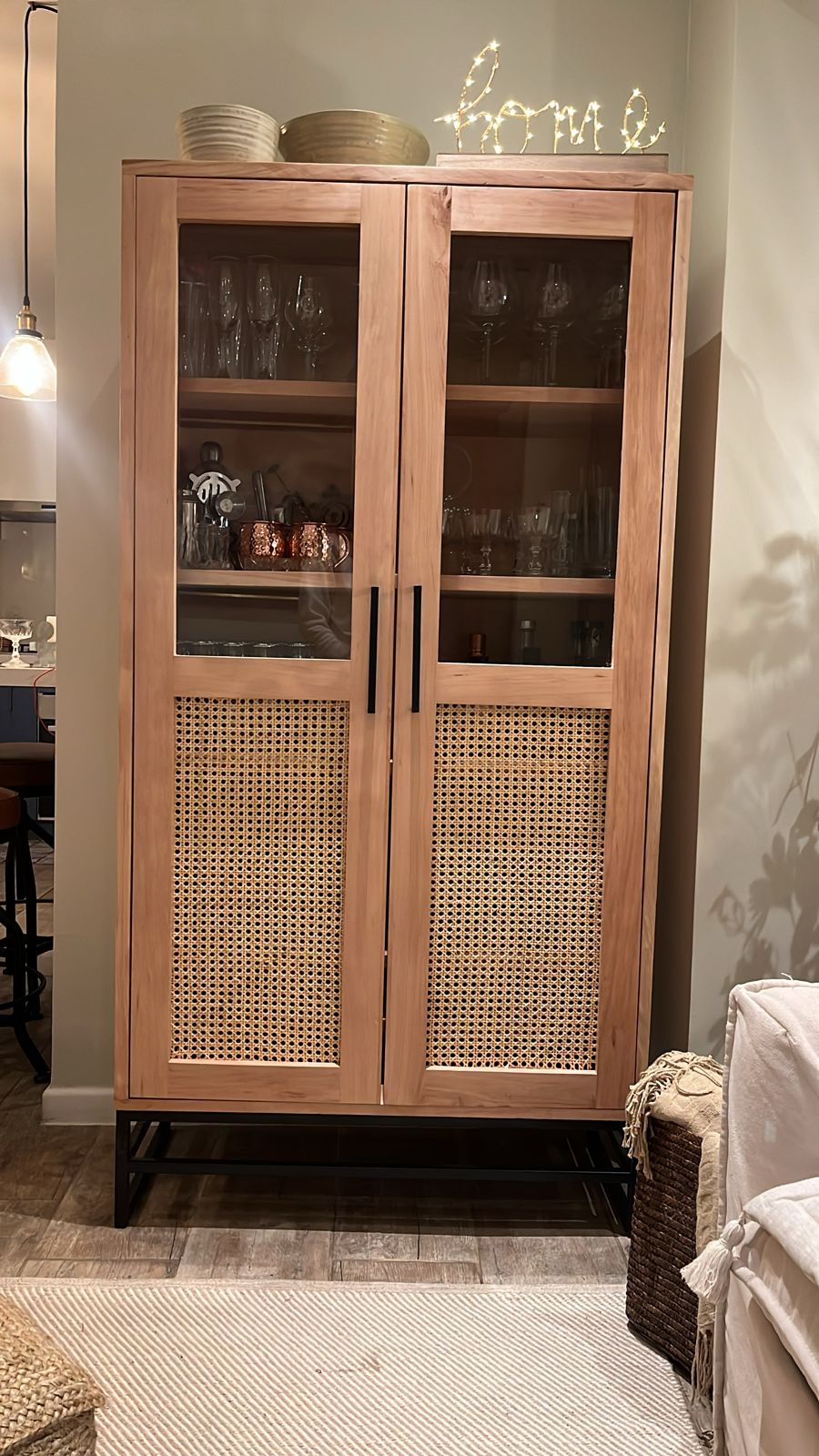 Vitrina Bar lenga junquillo Araucanía