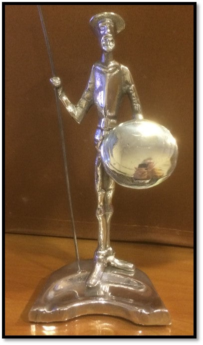 QUIJOTE CON LANZA PELTRE