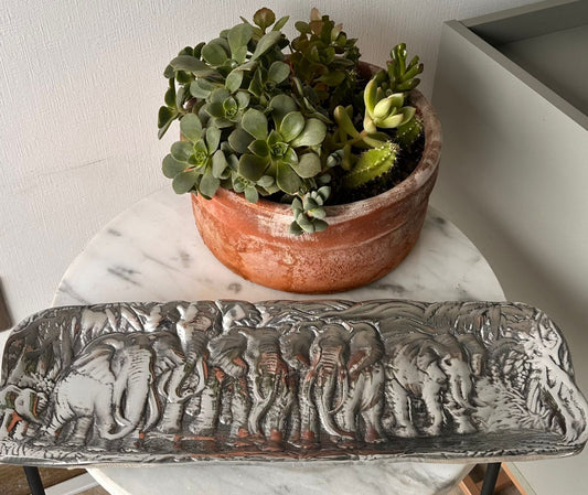 Galletero Elefantes peltre 34x14 cms