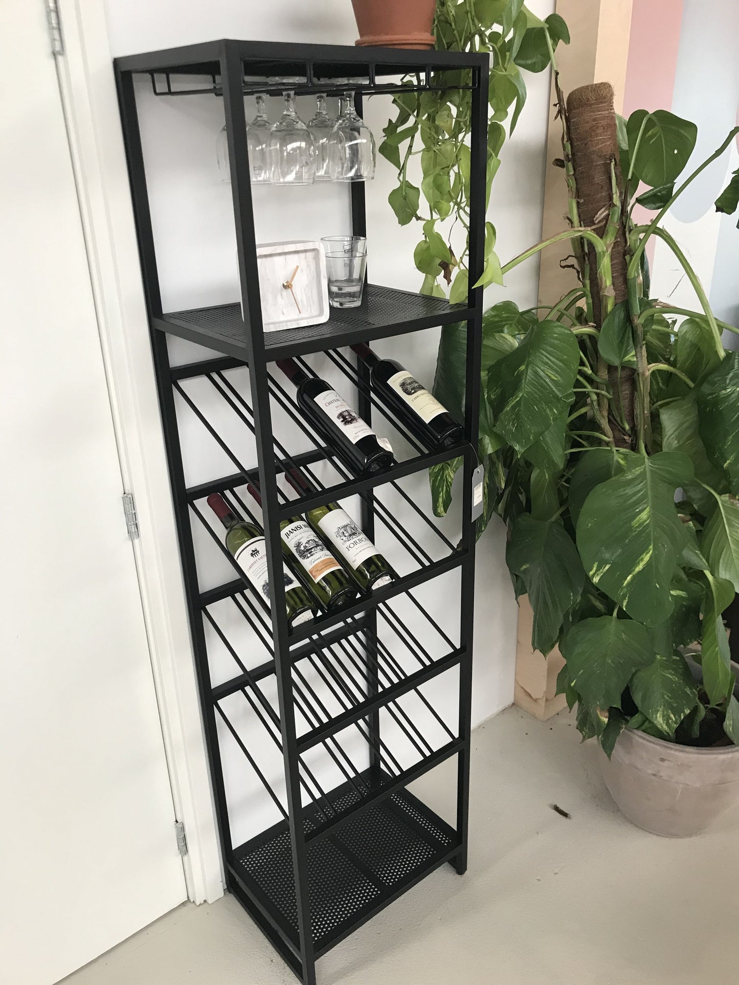 Cava Bar Metalica Pirihueico